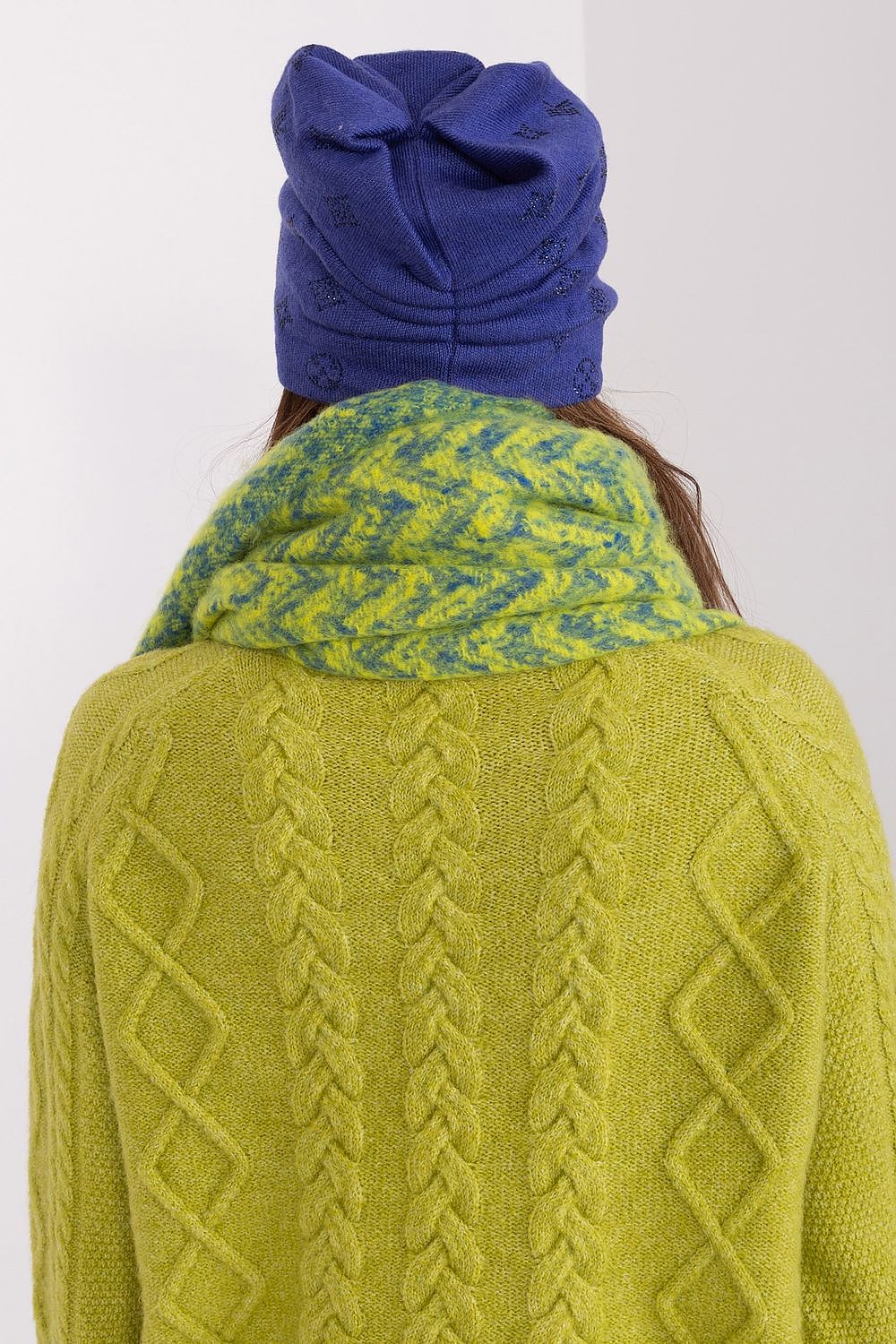 Cap model 208243 AT
