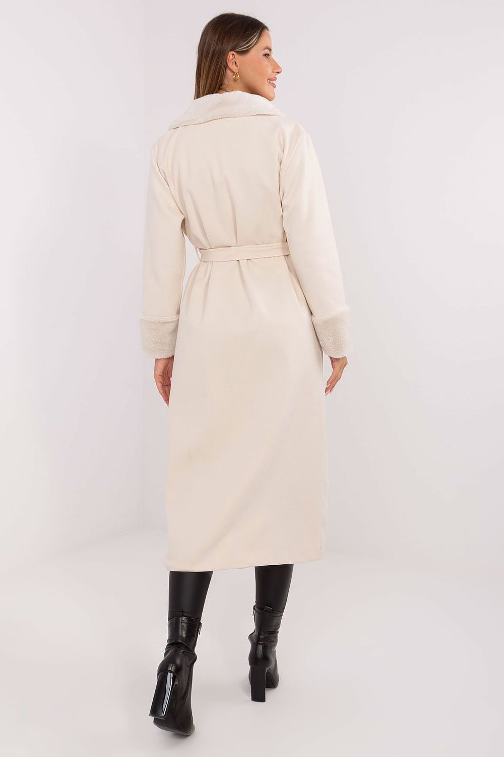 Coat model 219461 Rue Paris
