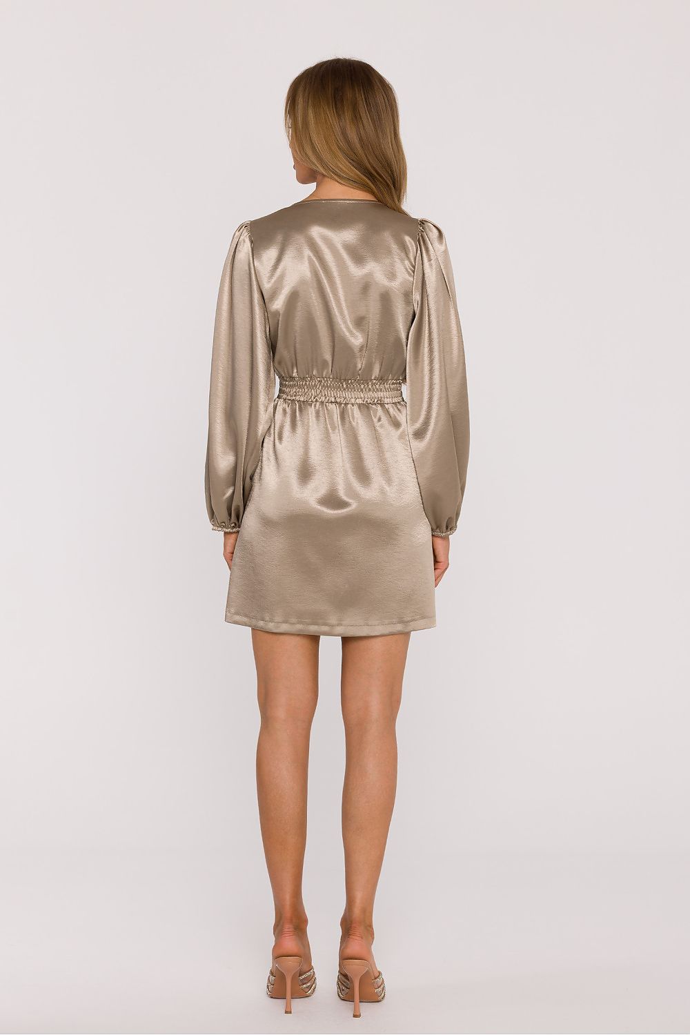 Short dress model 219999 Moe
