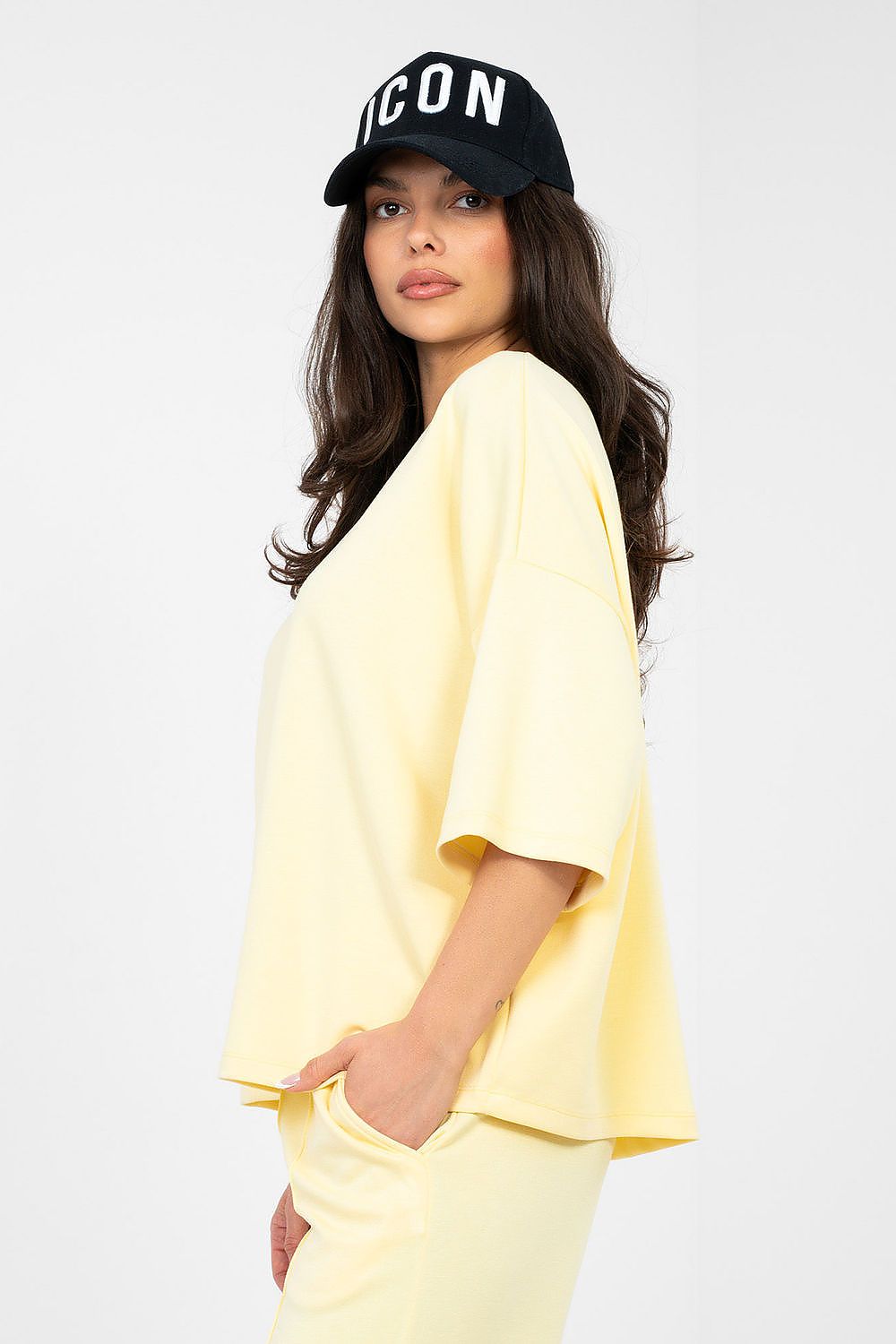 Blouse model 224646 Rue Paris