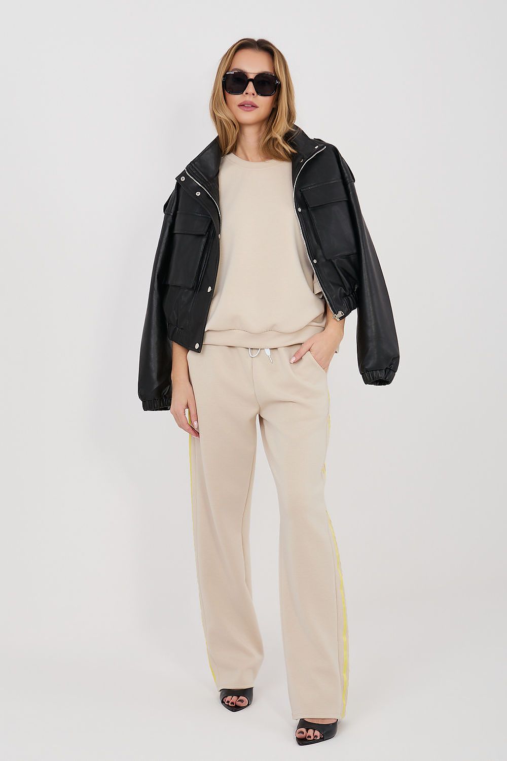 Set model 225550 Rue Paris