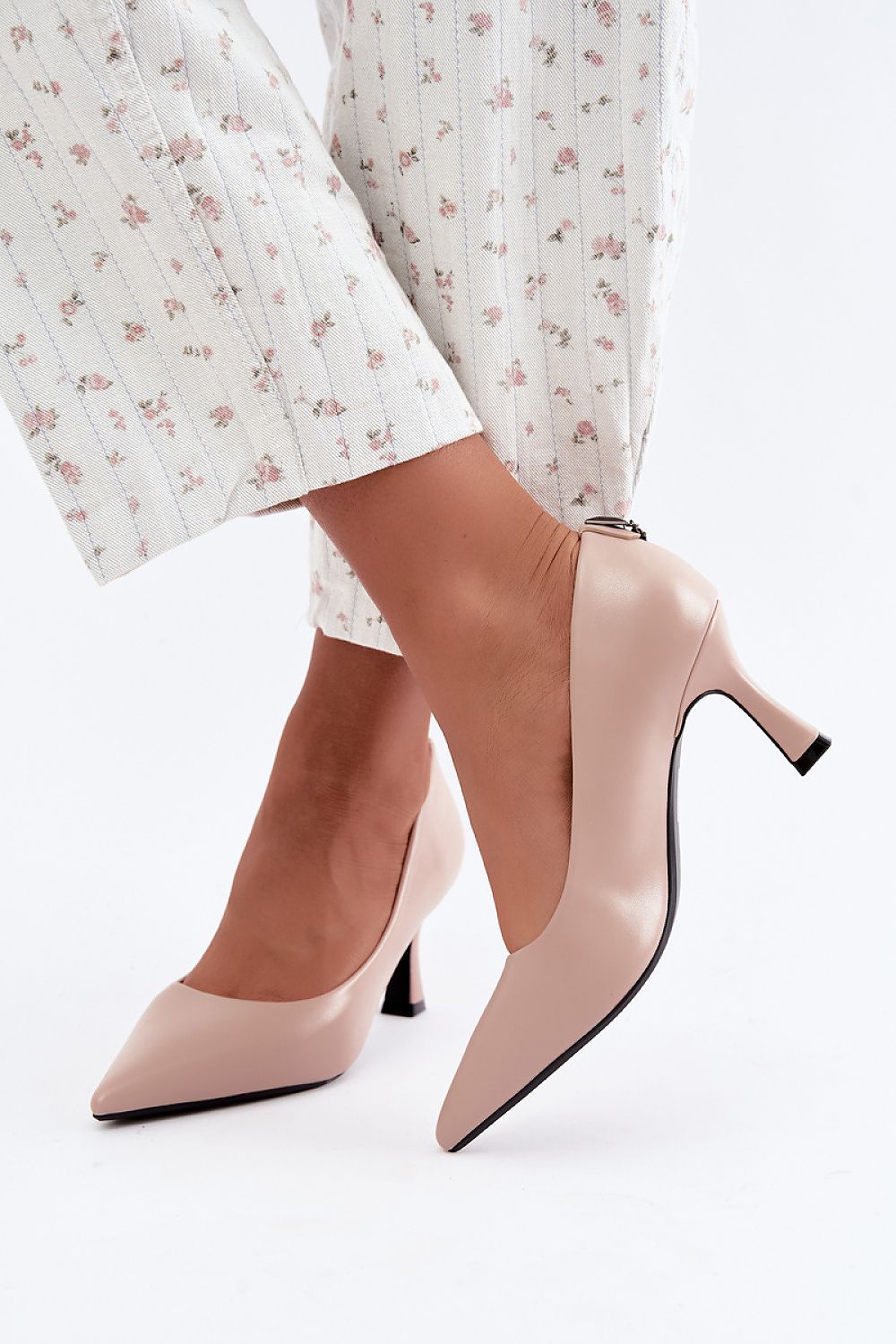 Heel pumps model 231639 Step in style