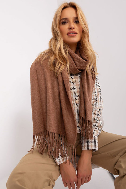  Shawl model 187605 Wool Fashion Italia 