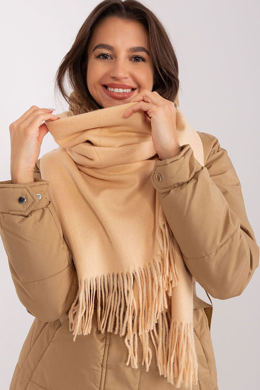  Shawl model 187607 Wool Fashion Italia 