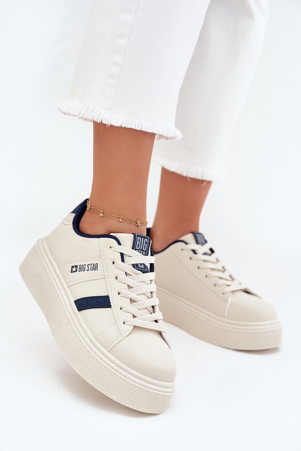  Sport Shoes model 216470 Step in style 