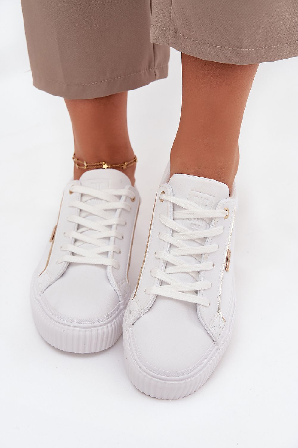  Sport Shoes model 216474 Step in style 