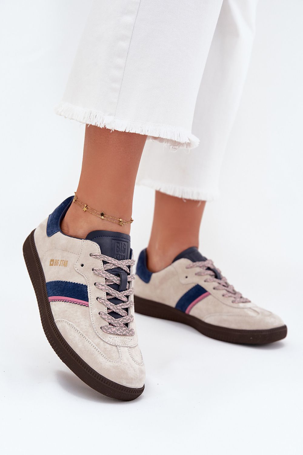  Sport Shoes model 216481 Step in style 