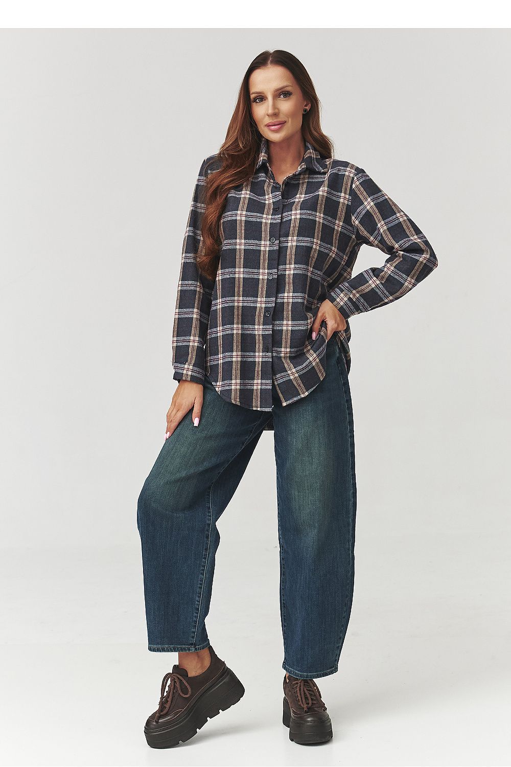  Long sleeve shirt model 219730 Makadamia 