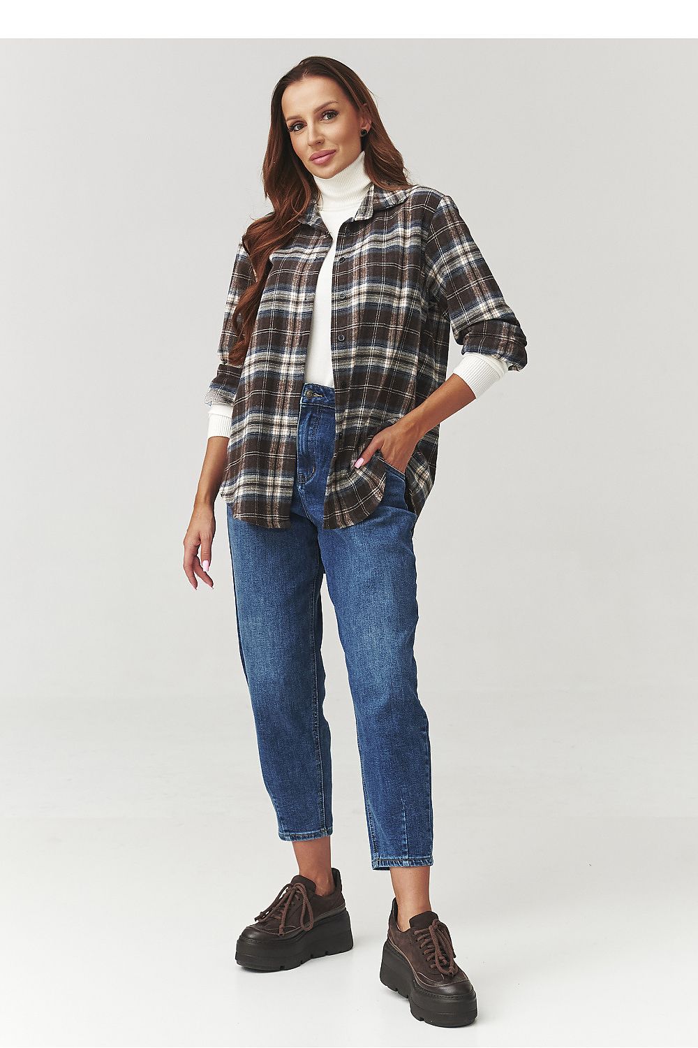  Long sleeve shirt model 219731 Makadamia 