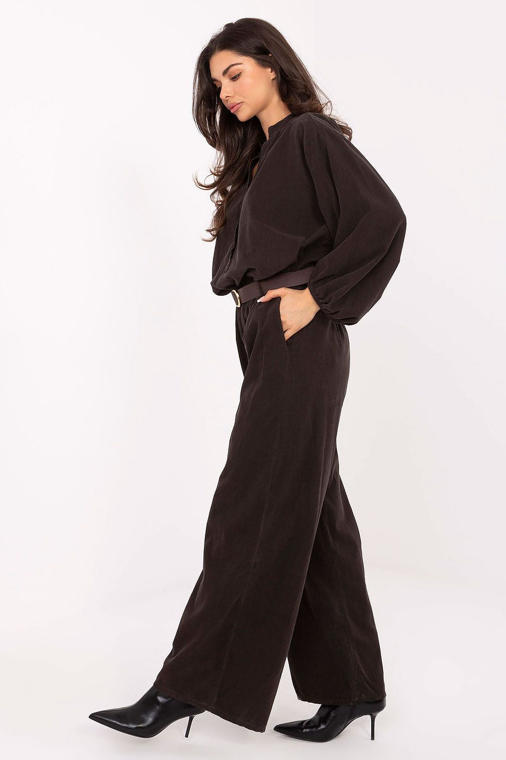  Women trousers model 220282 Italy Moda 