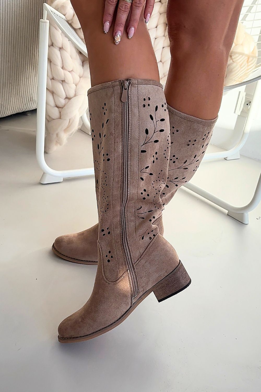  Open-work Boots model 222526 Step in style 