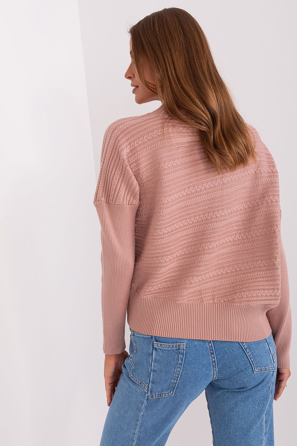  Jumper model 186568 AT 